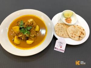 Combo đồ ăn Cà ri gà & Bánh mì Naan Ấn Độ - MK04