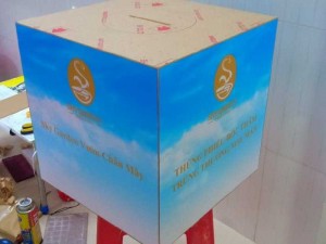 Thùng phiếu mica trong suốt 40cm :580000