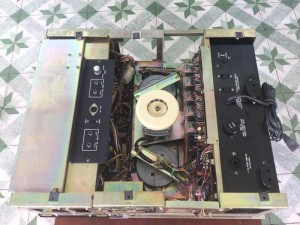 Tân Audio biên hoà Đầu băng cối AKAI GX-400 D ( Hàng đẹp 2 mắt xanh zin nguyên bản)