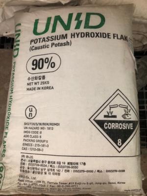 Kali hydroxit KOH 90% (giá nguyên bao)