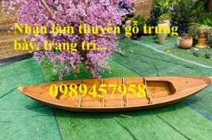 Xuồng gỗ trưng bày hải sản, trang trí nhà hàng quán ăn