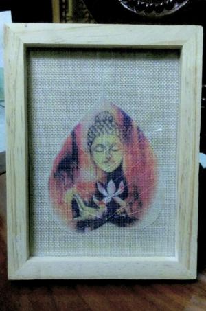 Tranh Phật in lên gân lá bồ đề