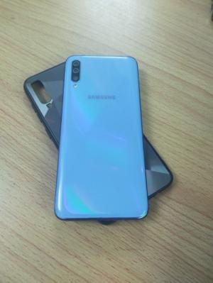 Samsung A70 Ram 6/128GB chính hãng đẹp keng