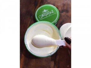 Kem Body Kích trắng