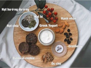 Sữa chua hy lạp + bánh quy oatmeal