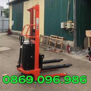 Xe nâng bán tự động 1 tấn