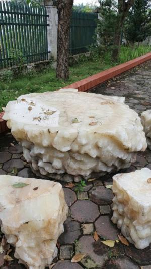 Bộ bàn đá thạch anh tự nhiên
