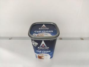 Bột tẩy nhà bếp Astonish C9630 được sản xuất 100% tại Anh Quốc có tác dụng tẩy các vết ố vàng bám trên chén bát, ly, tách, cốc, bình trà cafe, muỗng nĩa, tẩy sạch các vết dầu mỡ loang bám trên tấm lưới và than hoạt tính của máy hút mùi nhà bếp; tẩy lồng máy giặt; thông nghẹt bồn rửa chén bát, bồn lavabo; vệ sinh trang sức từ vàng, bạc, inox, tẩy trắng quần áo…