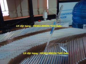 Cung cấp các loại thẻ số bàn mica cho quán café , trà sữa, kệ chữ L, kệ chữ