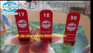 Cung cấp các loại thẻ số bàn mica cho quán café , trà sữa, kệ chữ L, kệ chữ