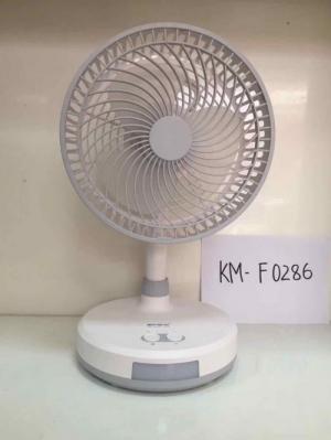 Quạt tích điện KM-F0286 - 3 chế độ gió, có đèn LED