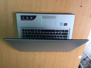 Laptop Cũ Rẻ Lenovo Ideapad 300 Màu Bạc i5-6200U_Ram 4G_ổ 500G_Cạc rời 2gb