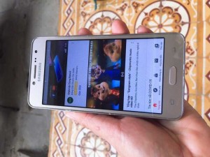 Điện thoại Samsung j5 2016