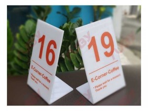 Bảng số để bàn mica giá sỉ toàn quốc