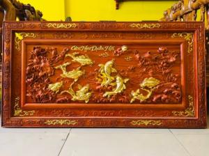 Tranh cửu ngư quần hội dát vàng 1.27m