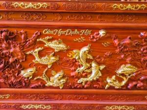 Tranh cửu ngư quần hội dát vàng 1.27m