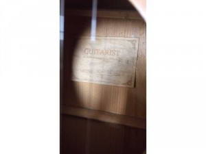 Guitar acoustic