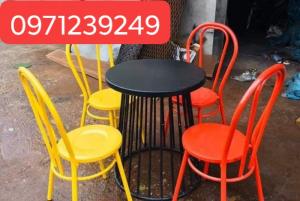 Ghế sắt mỹ nghệ giá rẻ..