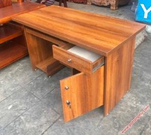 Bàn văn phòng 1m2 gỗ melamine