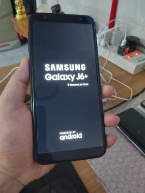 Samsung J6 plus chính hãng cty SSVN zin đẹp likenew