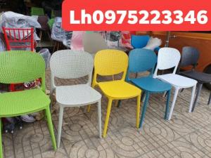 Thanh lý ghế nhựa đúc giá rẽ tại xưởng sản xuất..