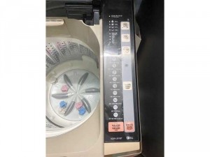 Dư dùng cần thanh lý máy giặt Aqua 9 kí giá 3tr