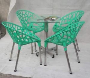 Dòng ghế nhựa đúc thì chất liệu ghế bền ,đẹp mang những màu sắc