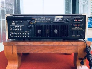 Tân Audio biên hòa AMPLI SANSUI 7070 ( đẹp zin)