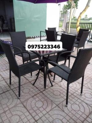 Cần thanh lý bàn ghế cafe nhựa giả mây hàng xuất khẩu tồn kho