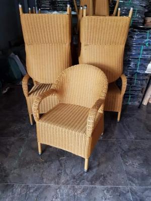 Cần thanh lý 100 ghế mây nhựa giá rẻ..