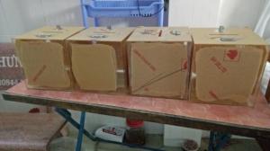 Thùng phiếu mica giá rẻ