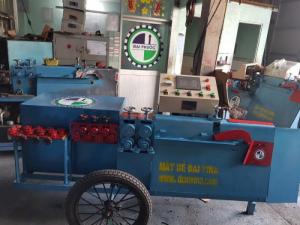 Máy bẻ đai mẫu mới giá rẻ