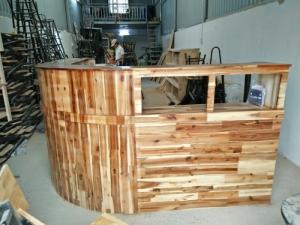 Quầy gỗ tự nhiên bền và rẻ giá tại xưởng..