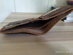 Ví độc da bò vân cá đuối độc quyền