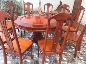 Bàn ăn tròn gỗ căm xe