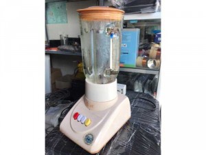 Máy xoay sinh tố