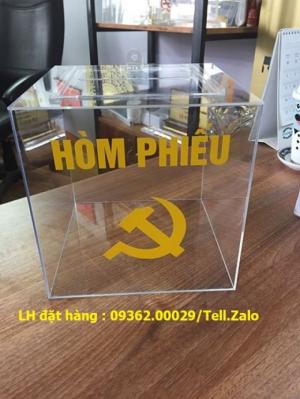 Xưởng chuyên sản xuất hòm phiếu mica, thùng phiếu mica tại quận Thanh Xuân