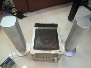 Máy nghe nhạc CD Panasonic SA-PM05 .