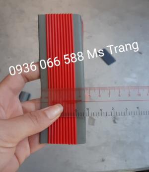 Nẹp nhựa PVC nẹp chống trơn ốp mũi bậc cầu thang, PVC nhựa