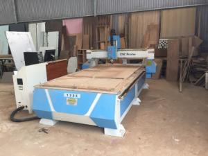 mua máy cnc 1325