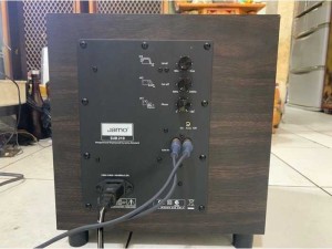 Loa sub JAMO 210