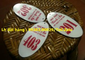 Sản xuất, cung cấp theo yêu cầu sản phẩm móc khóa mica giá rẻ