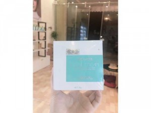 Kem dưỡng da chống nắng