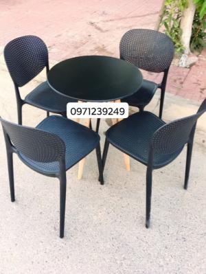 Ghế nhựa đúc thanh lý