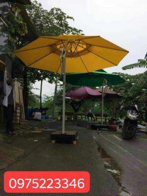 Chuyên sản xuất bàn ghế café, ghế nhà hàng, dù che.