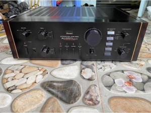 AMPLI SANSUI AU-D707 Xdecade