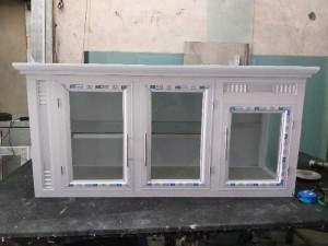 Tủ nhôm kính bếp treo tường