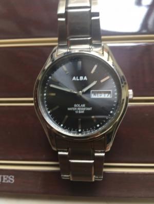 Đồng hồ Alba pin năng lượng