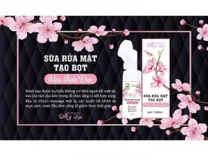 Sữa rửa mặt tạo bọt hoa anh đào