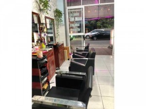 Sang tiệm tóc &nail MT gần khu cn visip1